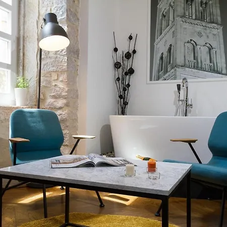 Luxury Deluxe Apartman